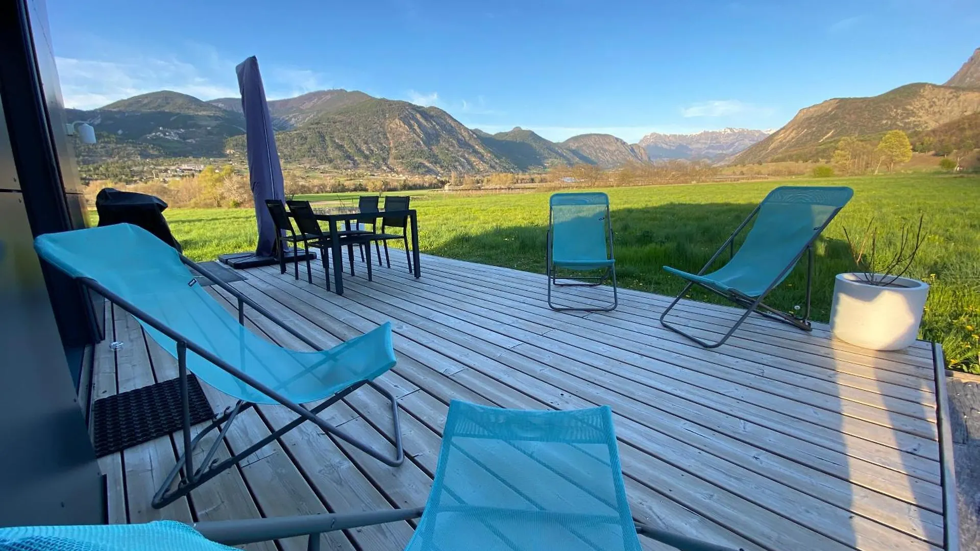 Charmant Logement Entre Lac Et Montagne Rochebrune  Holiday home Rochebrune (Hautes-Alpes)